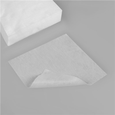 Одноразовые косметические салфетки, 100 шт, плотность 40г/м2, спанлейс, 20 × 20 см, цвет белый